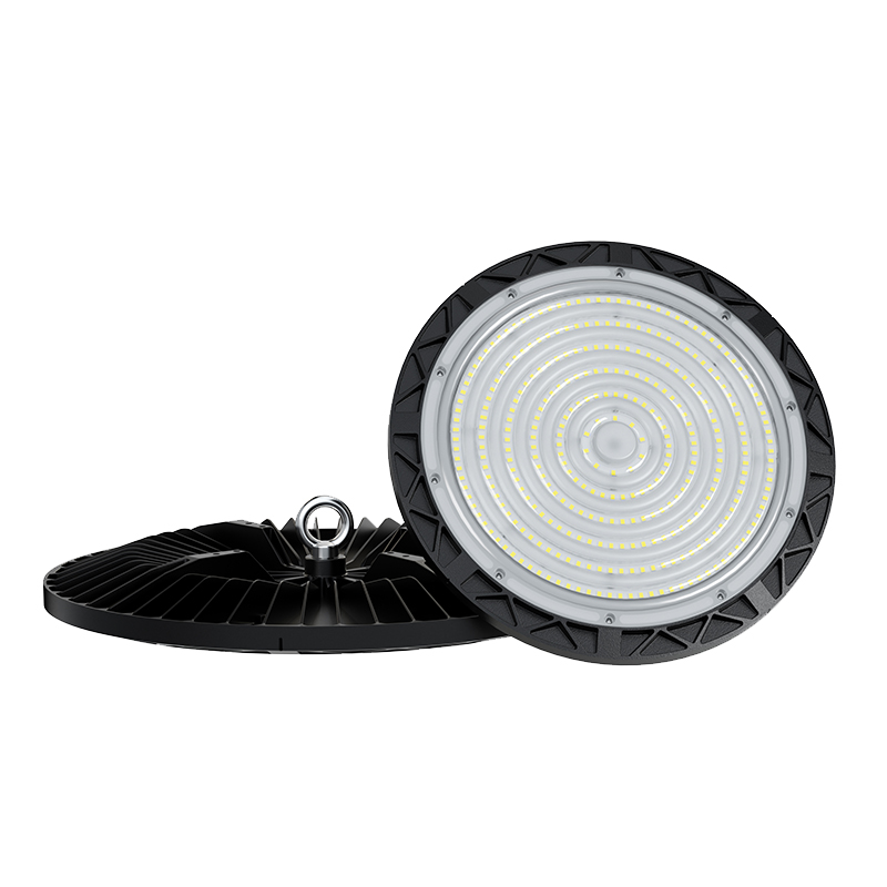 كم عدد مصابيح UFO LED High Bay التي أحتاجها؟